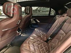 بي ام دبليو الفئة 7